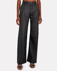 Straight Leg Pleated Trouser in Mushroom