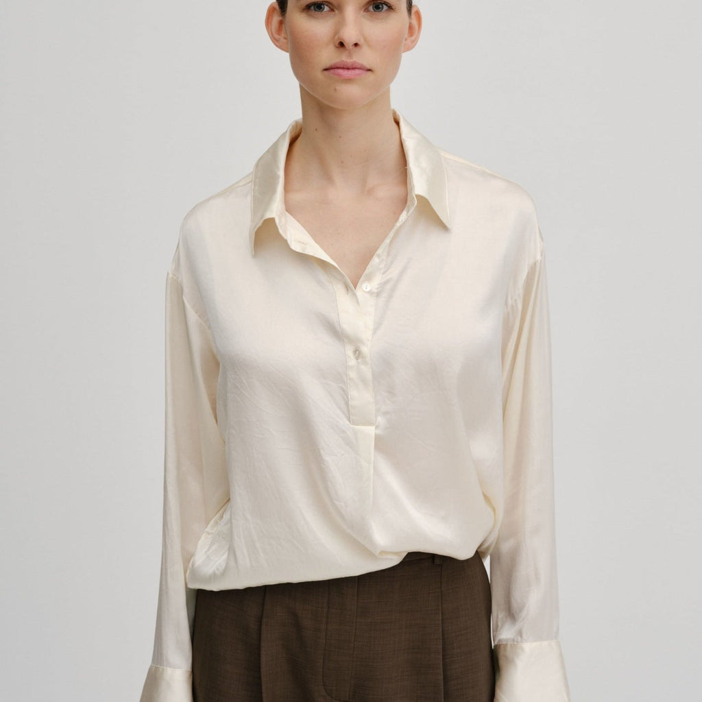 Ease Shirt in Gardenia