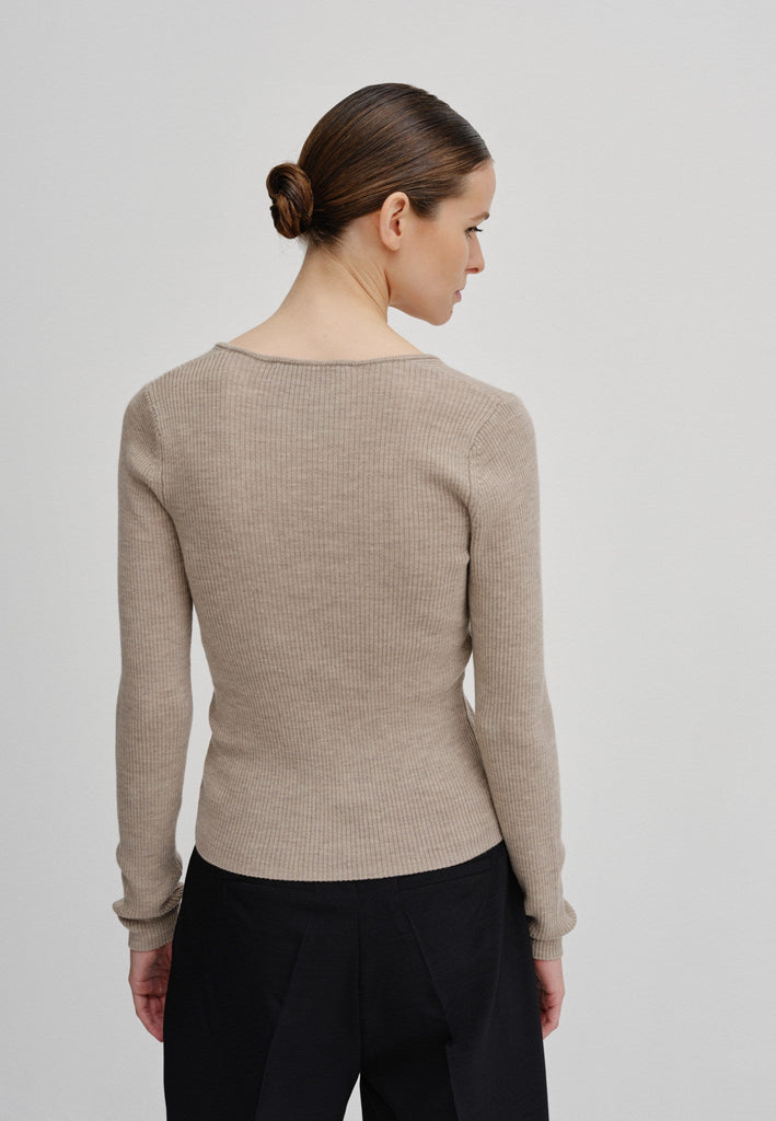 Nova Blouse Merino Wool in Champagne