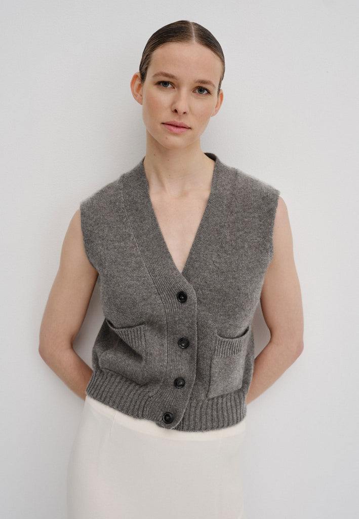 Thea Knit Vest in Grey Melange