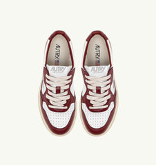 Medalist Low Leather in White/Syrah