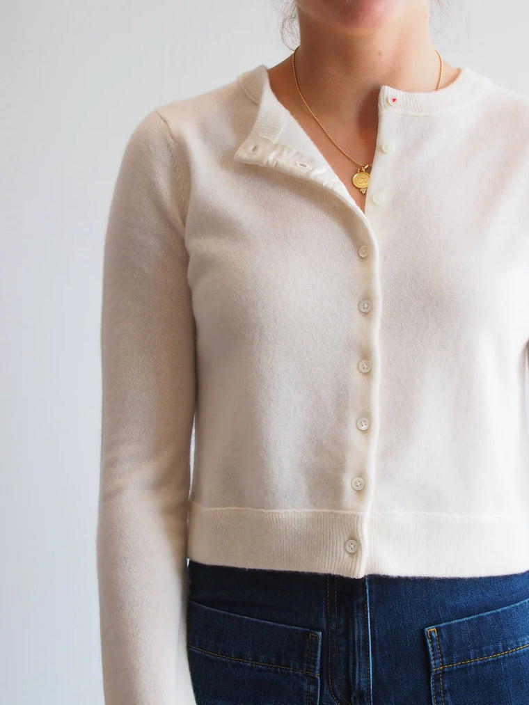 All Thumbs Cardigan in Creme