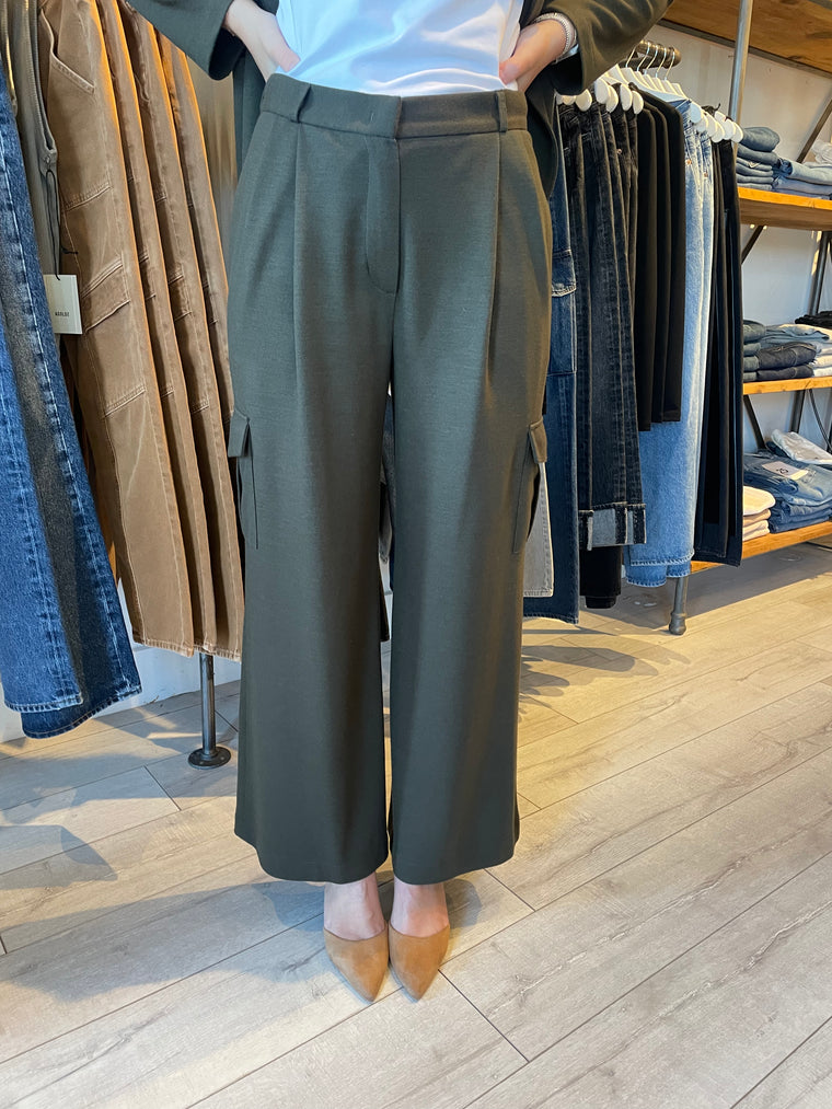 Women Cargo Trousers Superfine Merino in Moss Green