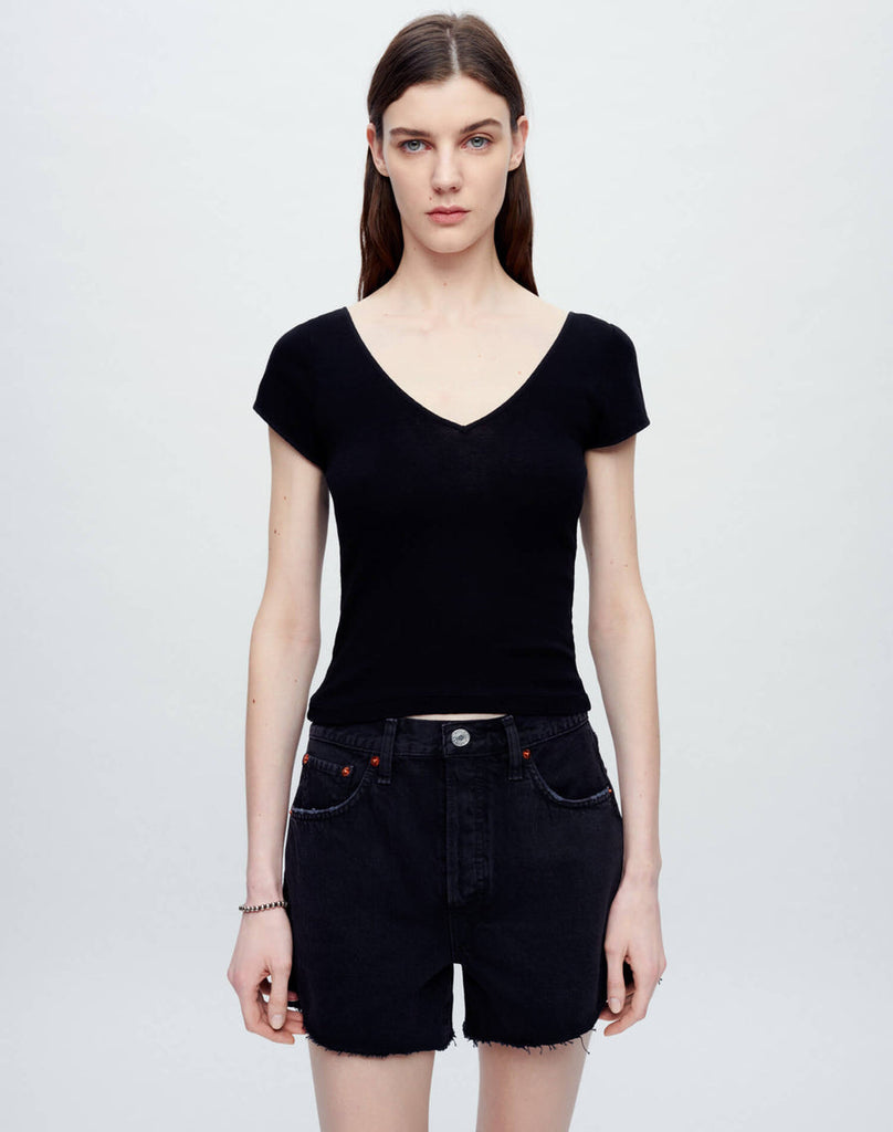 V-Neck Baby Tee in Vintage Black