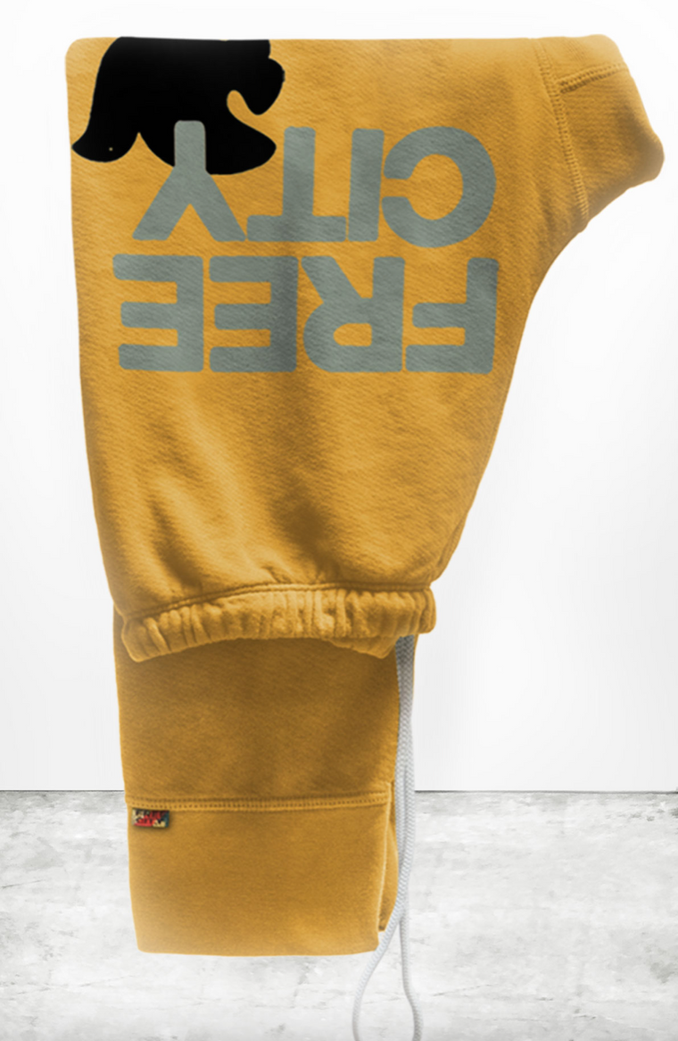Large 3/4 Sweats in Golden Plant