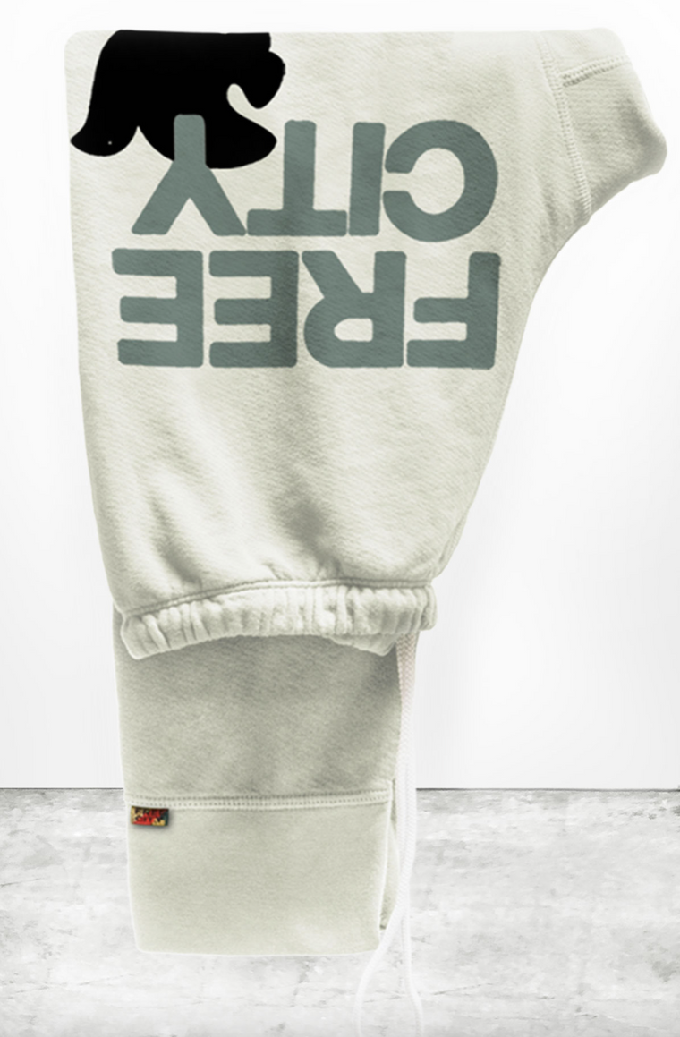 FreeCity Large 3/4 Sweats in Creamy Army