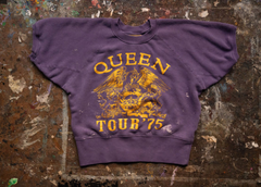Queen Tour '75 Short Sleeve Sweatshirt in Plum