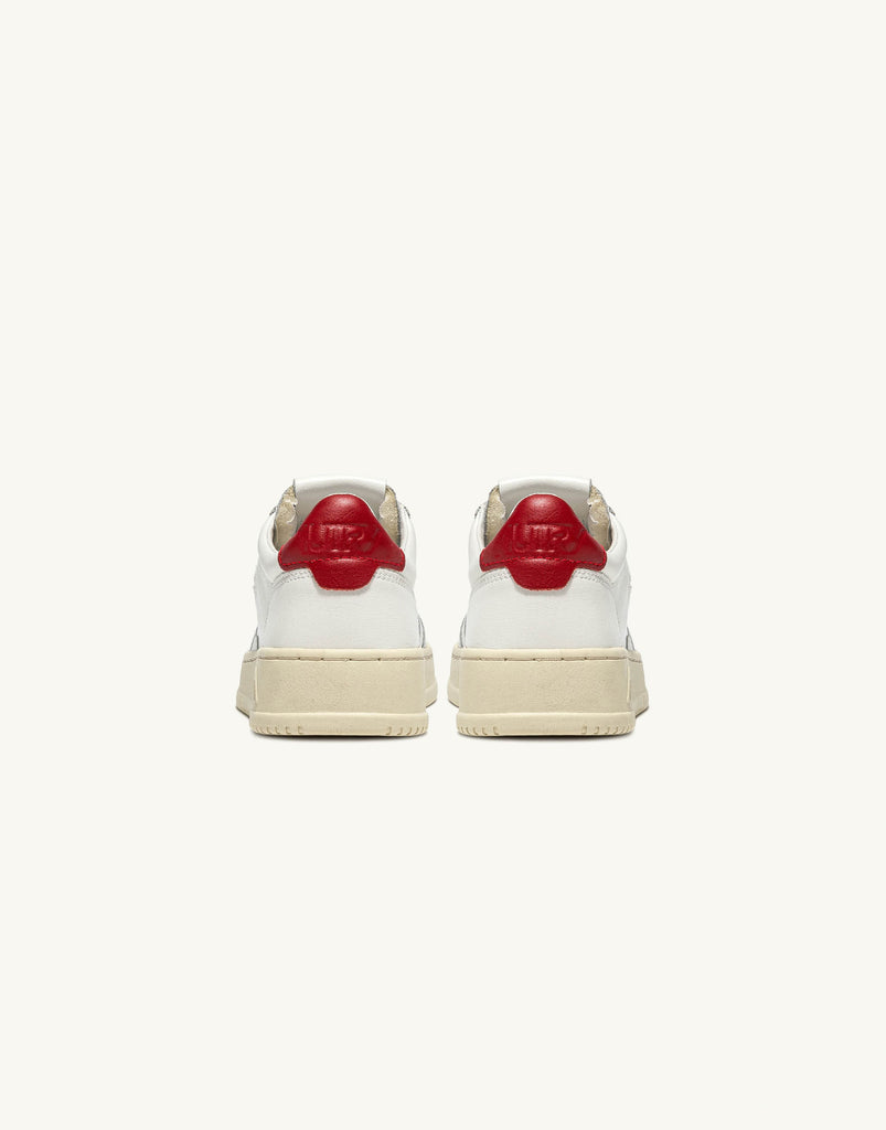 Medalist Low Leather in White/Red